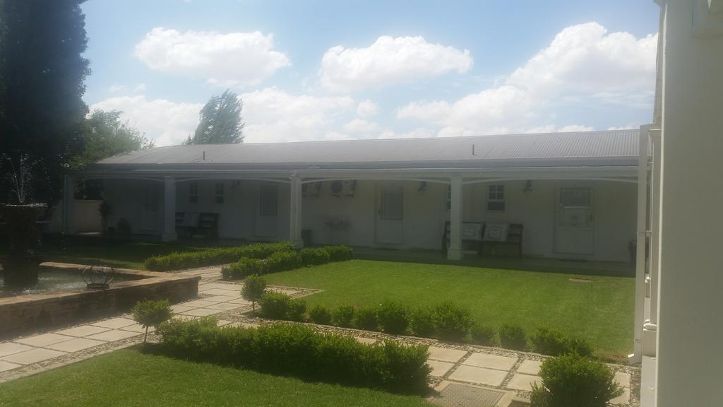 La Riviera Boutique Guesthouse & Spa Aliwal North Zewnętrze zdjęcie